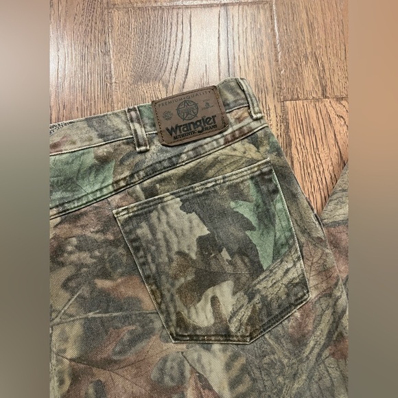 VINTAGE Wrangler Double Knee Denim Woodland Camo Hunting Jeans Pants MENS 40x32 - Picture 5 of 5